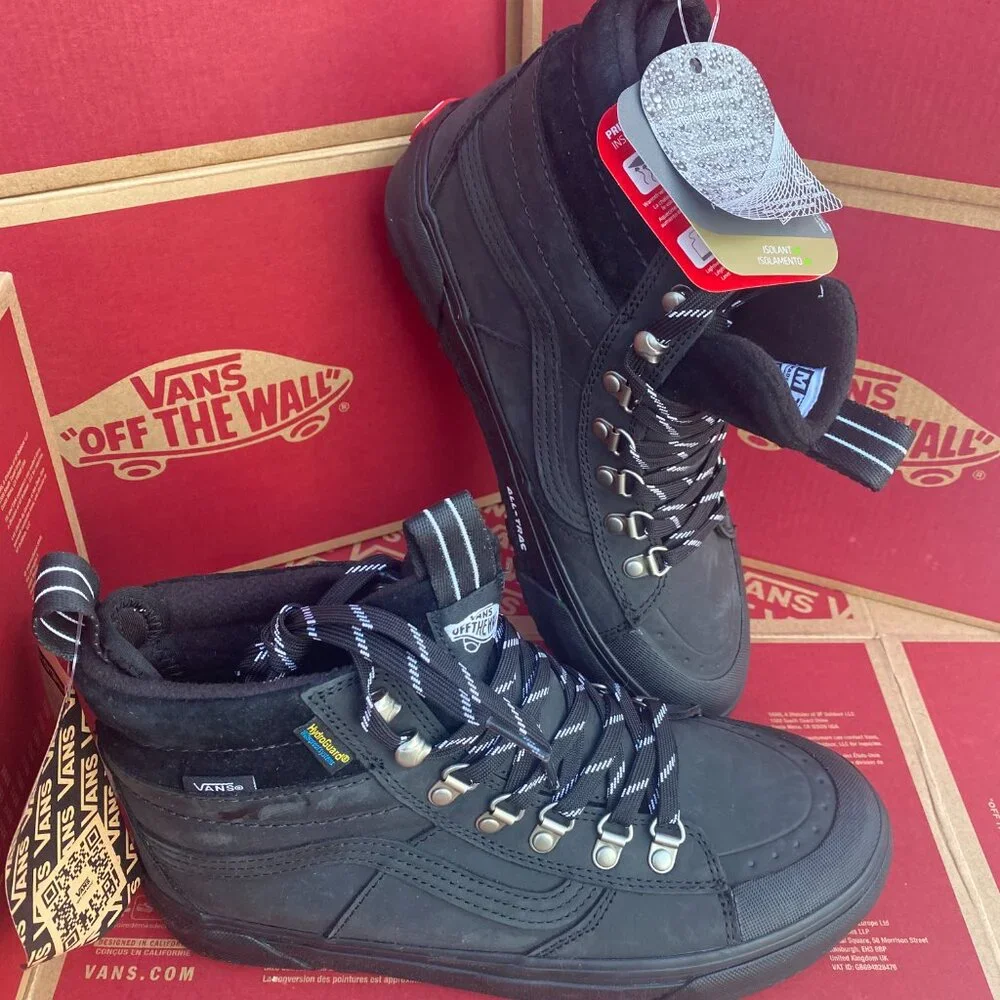 Vans Men's 7/Women's 8.5 Sk8-Hi DR MTE-2 Black Iguchi Blackout VN0009QMBLA